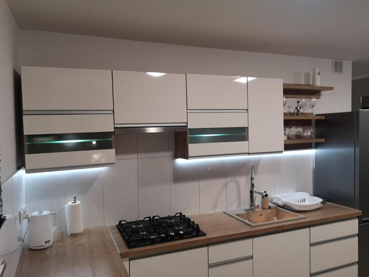 Apartamento Apertament Kosmos Zabrze Exterior foto